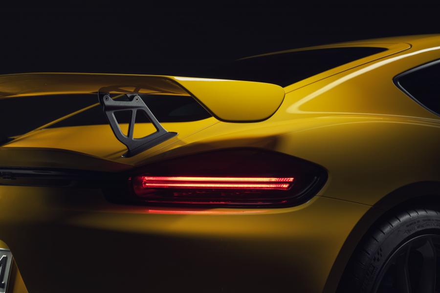 Детали экстерьера Porsche 718 Cayman GT4 (982C) 2019 года  (WW) (фото 4 из 190)